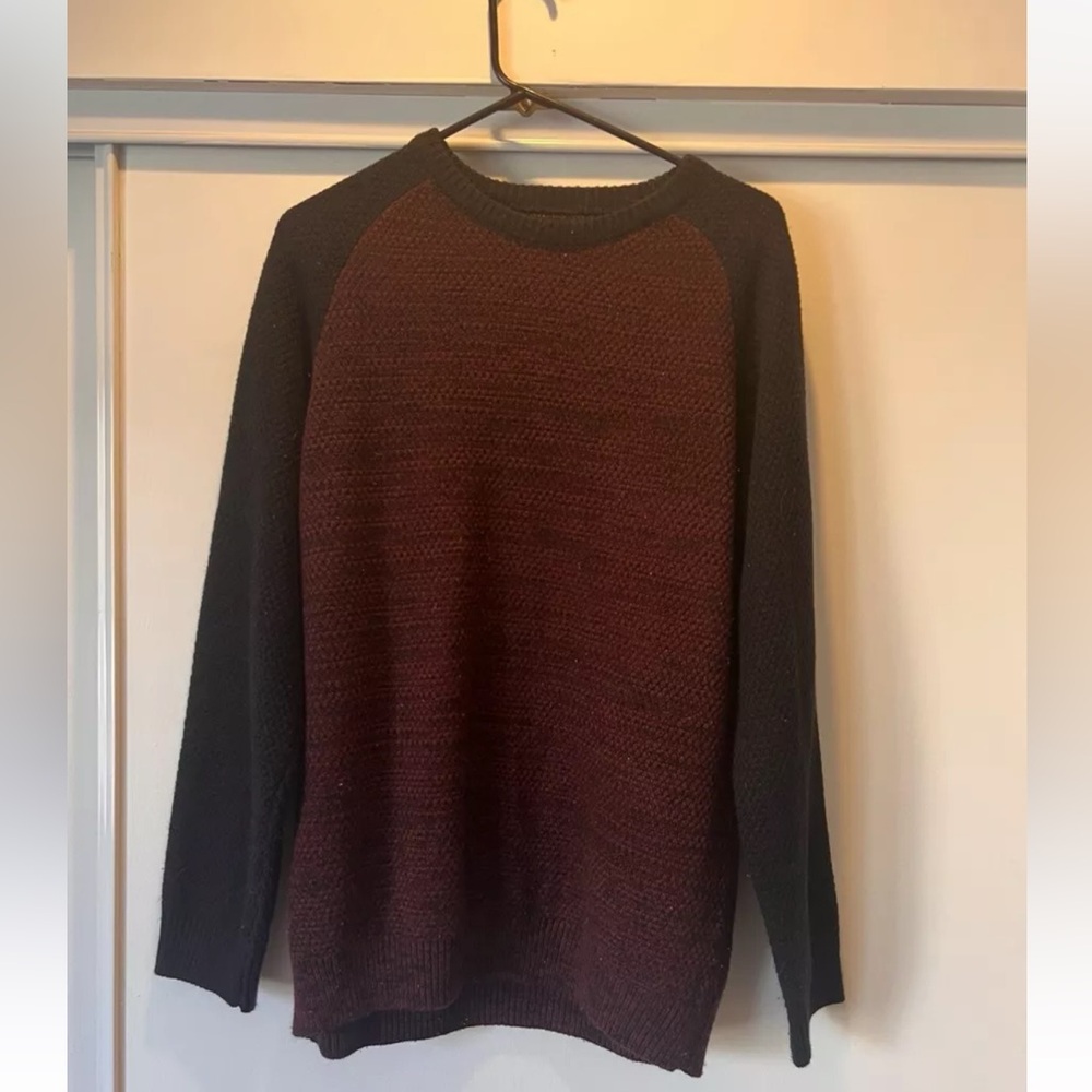 Forever 21 Men’s Large Sweater Christmas Thanksgiving Good Condition Maroon